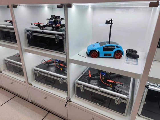 广州工商学院实景